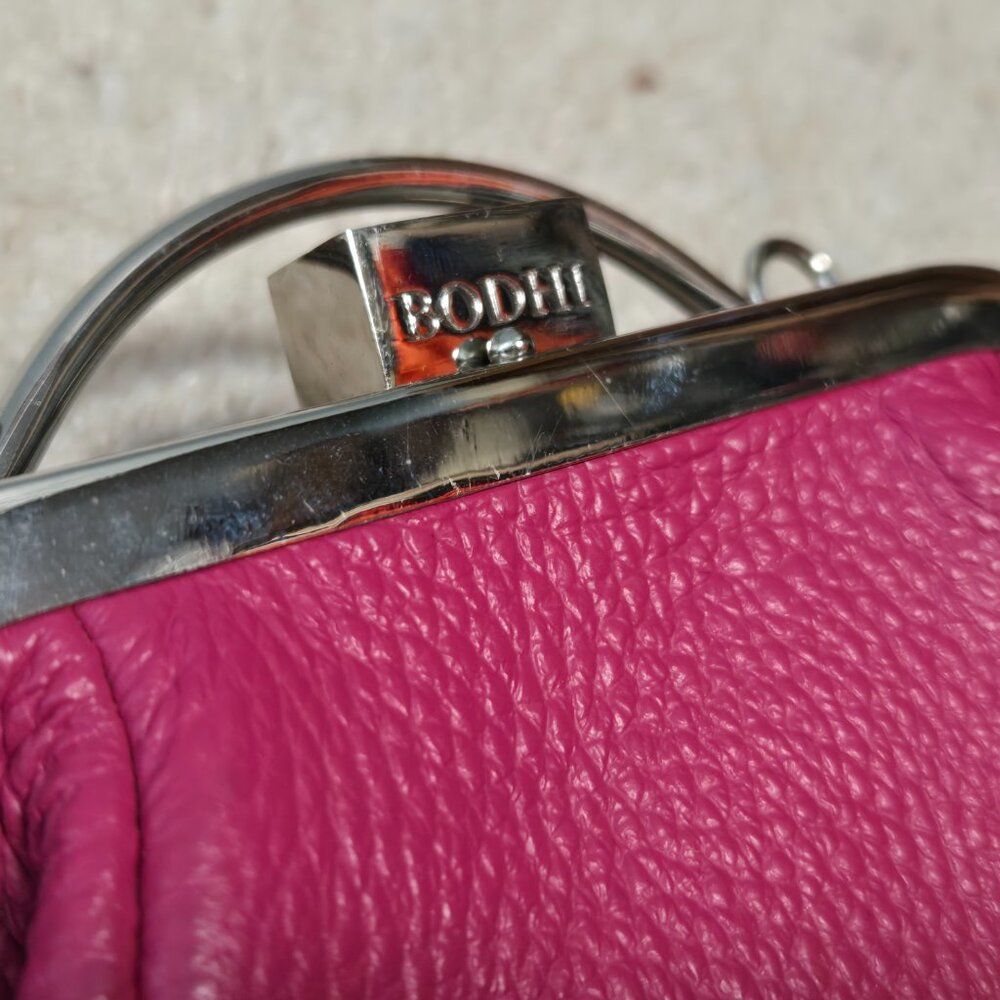 Bodhi fuschia leather wristlet - Picture 3 of 16